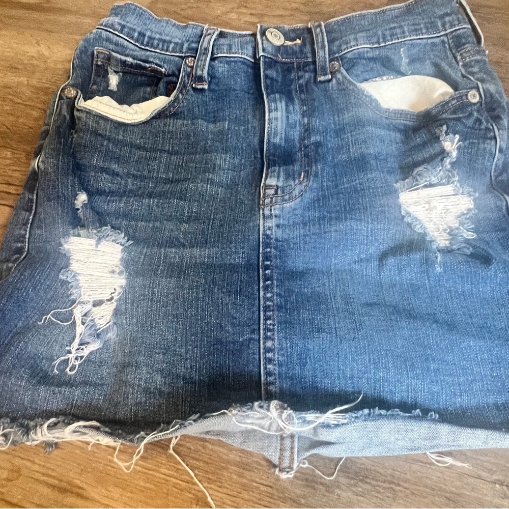 Aero distressed skirt
